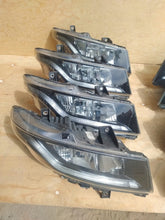 Load image into Gallery viewer, Frontscheinwerfer Iveco I 5802905483 Ein Stück (Rechts oder Links) Headlight SCH1241382289cw