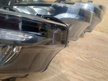 Load image into Gallery viewer, Frontscheinwerfer Iveco I 5802905483 Ein Stück (Rechts oder Links) Headlight SCH1241382289cw