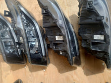 Load image into Gallery viewer, Frontscheinwerfer Iveco I 5802905483 Ein Stück (Rechts oder Links) Headlight SCH1241382289cw