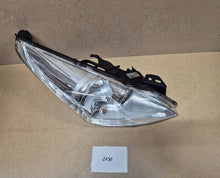Laden Sie das Bild in den Galerie-Viewer, Frontscheinwerfer Peugeot I 9682519080 Rechts Scheinwerfer Headlight SCH1249143666ni