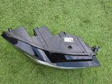 Load image into Gallery viewer, Frontscheinwerfer Jaguar J9D3-13W029-E Rechts Scheinwerfer Headlight SCH1250322610pe