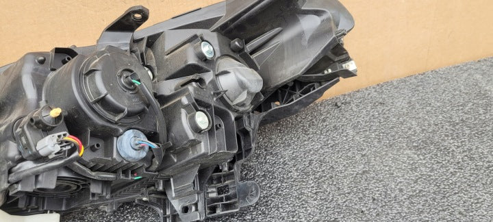 Frontscheinwerfer Peugeot 4007 I 6206G6 Rechts Scheinwerfer Headlight SCH1251802933pz