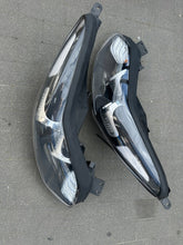 Load image into Gallery viewer, Frontscheinwerfer BMW 4 Sportage 92101-F1010 Links Scheinwerfer Headlight SCH1252036647bs