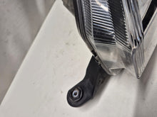 Laden Sie das Bild in den Galerie-Viewer, Frontscheinwerfer Skoda Rapid 5JB941015C Links Scheinwerfer Headlight SCH1254257360co