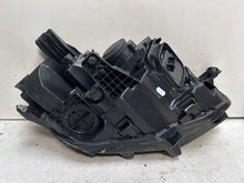 Laden Sie das Bild in den Galerie-Viewer, Frontscheinwerfer VW Passat B8 3G1941035P LED Links Scheinwerfer Headlight SCH1259235773uk