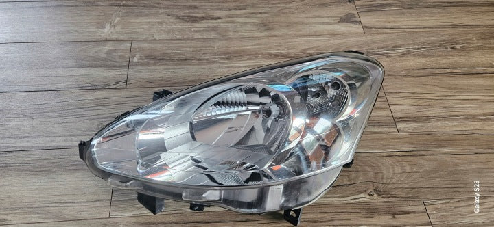 Frontscheinwerfer Peugeot Partner 90013220 Links Scheinwerfer Headlight SCH1265513276wo