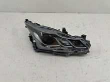 Laden Sie das Bild in den Galerie-Viewer, Frontscheinwerfer Toyota Corolla 81110-02T31 81150-02T51 Ein Satz Headlight SCH1267193742kp