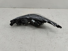 Laden Sie das Bild in den Galerie-Viewer, Frontscheinwerfer Toyota Corolla 81110-02T31 81150-02T51 Ein Satz Headlight SCH1267193742kp