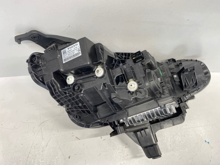 Frontscheinwerfer Volvo 80000401 LED Links Scheinwerfer Headlight SCH1272917072rh