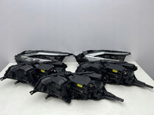 Laden Sie das Bild in den Galerie-Viewer, Frontscheinwerfer Nissan Qashqai III J12 100-8D02J Links Scheinwerfer Headlight SCH1276615977dm