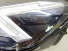 Laden Sie das Bild in den Galerie-Viewer, Frontscheinwerfer Dacia Sandero III 260602561R Rechts Scheinwerfer Headlight SCH1278402539kk