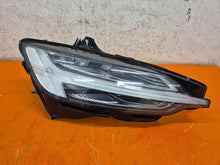 Laden Sie das Bild in den Galerie-Viewer, Frontscheinwerfer Volvo V60 S60 III 32228867 Rechts Scheinwerfer Headlight SCH1279270296vw