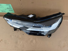 Laden Sie das Bild in den Galerie-Viewer, Frontscheinwerfer Renault Captur II 260604753R LED Links Scheinwerfer Headlight SCH1281025190at
