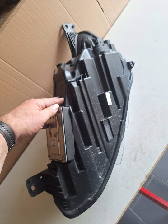 Frontscheinwerfer Ford Focus JX7B-13E016-AJ LED Rechts Scheinwerfer Headlight SCH1283411652gs