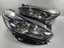 Laden Sie das Bild in den Galerie-Viewer, Frontscheinwerfer Ford S-Max EM2B-13W029-GH EM2B-13W030-GH Ein Satz Headlight SCH1290472046lv