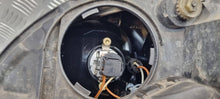 Laden Sie das Bild in den Galerie-Viewer, Frontscheinwerfer Mercedes-Benz W163 22315600 Rechts Scheinwerfer Headlight SCH1290515939ze