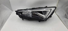 Laden Sie das Bild in den Galerie-Viewer, Frontscheinwerfer Seat Tarraco 5FJ941007H LED Links Scheinwerfer Headlight SCH1290652573zu