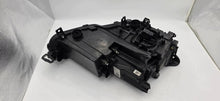 Laden Sie das Bild in den Galerie-Viewer, Frontscheinwerfer Seat Tarraco 5FJ941007H LED Links Scheinwerfer Headlight SCH1290652573zu