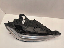 Laden Sie das Bild in den Galerie-Viewer, Frontscheinwerfer Volvo Xc60 32420440 Rechts Scheinwerfer Headlight SCH1304909210dl