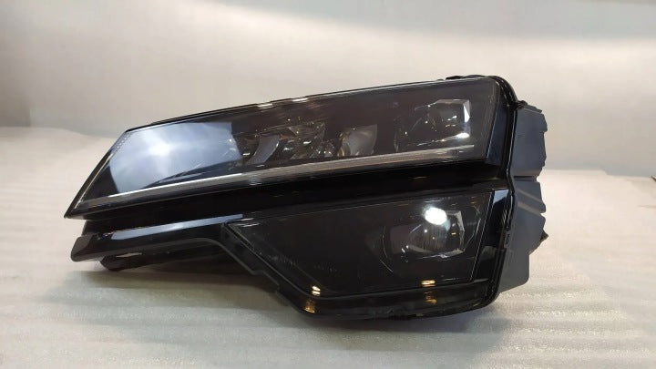 Frontscheinwerfer Skoda Karoq 57B941015B Links Scheinwerfer Headlight SCH1305526843tc
