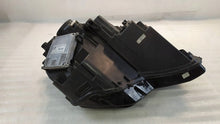 Laden Sie das Bild in den Galerie-Viewer, Frontscheinwerfer Skoda Karoq 57B941015B Links Scheinwerfer Headlight SCH1305526843tc