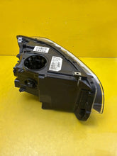 Laden Sie das Bild in den Galerie-Viewer, Frontscheinwerfer BMW 5 F11 F10 7203253-14 Xenon Links Scheinwerfer Headlight SCH1309177872ih