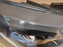 Laden Sie das Bild in den Galerie-Viewer, Frontscheinwerfer Ford Focus NX7B13E014CF 2DFF12365 Rechts Headlight SCH1313801926pk
