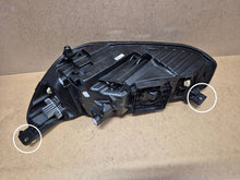 Laden Sie das Bild in den Galerie-Viewer, Frontscheinwerfer Ford Focus NX7B13E014CF 2DFF12365 Rechts Headlight SCH1313801926pk