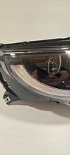 Laden Sie das Bild in den Galerie-Viewer, Frontscheinwerfer Fiat 500e 00521400260 LED Rechts Scheinwerfer Headlight SCH1314757121pj