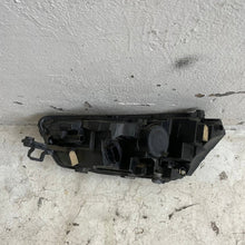 Laden Sie das Bild in den Galerie-Viewer, Frontscheinwerfer Skoda Fabia IV 6VB941016 Rechts Scheinwerfer Headlight SCH1320783738gu