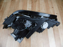Laden Sie das Bild in den Galerie-Viewer, Frontscheinwerfer Mazda 3 Bp BCJH51030 Rechts Scheinwerfer Headlight SCH1322748292lz