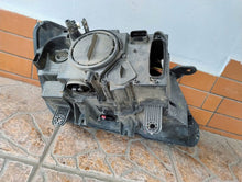 Laden Sie das Bild in den Galerie-Viewer, Frontscheinwerfer BMW X3 F25 7217297 Xenon Links Scheinwerfer Headlight SCH1326683873va