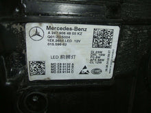 Laden Sie das Bild in den Galerie-Viewer, Frontscheinwerfer Mercedes-Benz W247 A2479064805 Full LED Rechts Headlight SCH1328179201ne