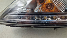 Laden Sie das Bild in den Galerie-Viewer, Frontscheinwerfer Kia Sportage 921013W Xenon Links Scheinwerfer Headlight SCH1332612603vx