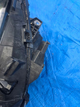 Laden Sie das Bild in den Galerie-Viewer, Frontscheinwerfer VW Passat B8 3G1941081C Links Scheinwerfer Headlight SCH1334899826id