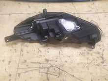Laden Sie das Bild in den Galerie-Viewer, Frontscheinwerfer Ford Fiesta I L1BB-13E014-JC Rechts Scheinwerfer Headlight SCH1334999706fp