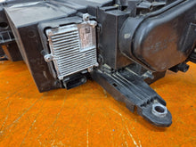 Load image into Gallery viewer, Frontscheinwerfer VW Passat 3J1941006 Rechts Scheinwerfer Headlight SCH1338043384bf