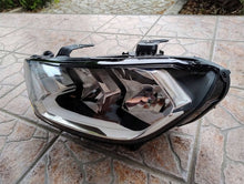 Laden Sie das Bild in den Galerie-Viewer, Frontscheinwerfer Audi A1 82A941003 Links Scheinwerfer Headlight SCH1338998550oi