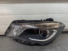 Laden Sie das Bild in den Galerie-Viewer, Frontscheinwerfer Mercedes-Benz Cla A1179065100 Links Scheinwerfer Headlight SCH1348088742pv
