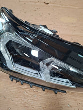 Laden Sie das Bild in den Galerie-Viewer, Frontscheinwerfer BMW X1 5A9A22801 Rechts Scheinwerfer Headlight SCH1349277621ze