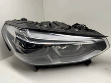 Laden Sie das Bild in den Galerie-Viewer, Frontscheinwerfer BMW X3 G01 G02 8739654-04 7466119-04 LED Rechts oder Links SCH1355765046ei