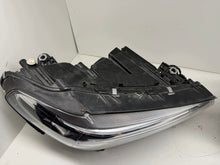 Laden Sie das Bild in den Galerie-Viewer, Frontscheinwerfer BMW X3 G01 G02 8739654-04 7466119-04 LED Rechts oder Links SCH1355765046ei