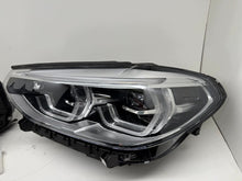 Laden Sie das Bild in den Galerie-Viewer, Frontscheinwerfer BMW X3 G01 G02 8739654-04 7466119-04 LED Rechts oder Links SCH1355765046ei