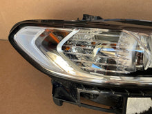 Laden Sie das Bild in den Galerie-Viewer, Frontscheinwerfer Ford Mondeo DS73-13W029-EC DS73-13W030-EA Ein Satz Headlight SCH1366568546ii