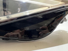 Load image into Gallery viewer, Frontscheinwerfer Audi A3 8Y0941034 Rechts Scheinwerfer Headlight SCH1368792687ns