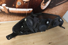 Laden Sie das Bild in den Galerie-Viewer, Frontscheinwerfer Ford Fiesta I CKA670 Rechts Scheinwerfer Headlight SCH1369879504yd