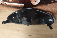 Laden Sie das Bild in den Galerie-Viewer, Frontscheinwerfer Ford Fiesta I CKA670 Rechts Scheinwerfer Headlight SCH1369879504yd