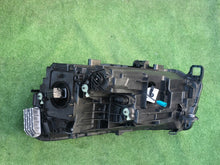 Load image into Gallery viewer, Frontscheinwerfer VW 57L941060 Rechts Scheinwerfer Headlight SCH1370653160wy