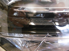 Laden Sie das Bild in den Galerie-Viewer, Frontscheinwerfer Skoda Superb III 941016C LED Rechts Scheinwerfer Headlight SCH1384659400xw
