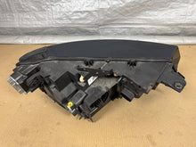 Laden Sie das Bild in den Galerie-Viewer, Frontscheinwerfer VW Id.4 11B941035H Full LED Links Scheinwerfer Headlight SCH1386318604re